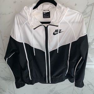 Nike windbreaker
